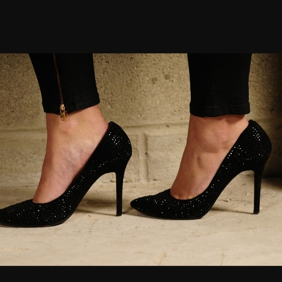 Ardene Shoes - Studded stiletto pumps